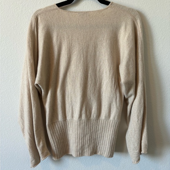 Peter Millar 100% Cashmere Sweater - Picture 3 of 4